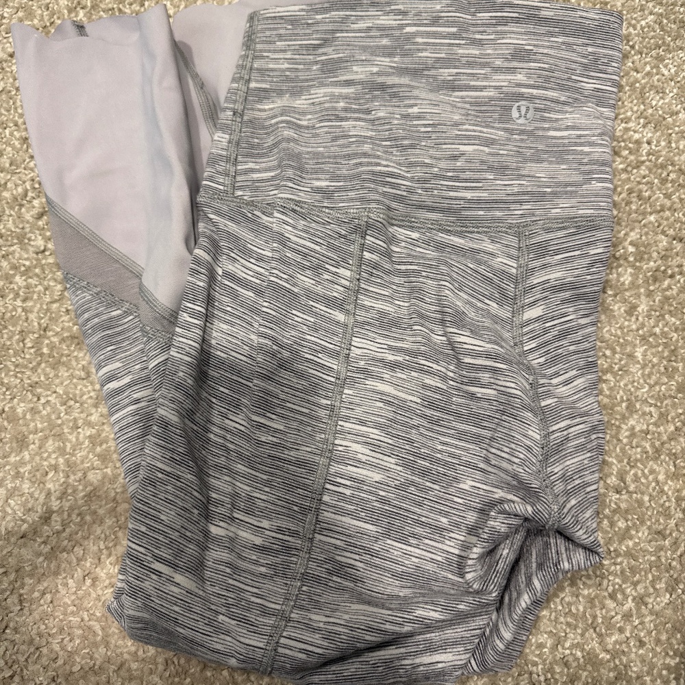 Lululemon Scallop Edge Legging